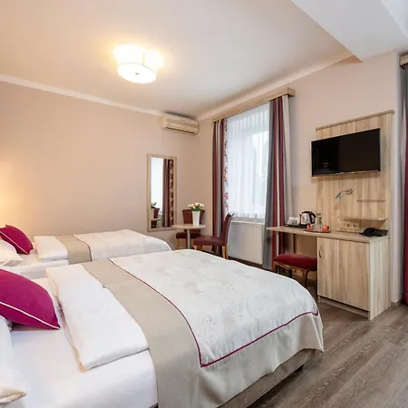 Guest house Junior By Max 70