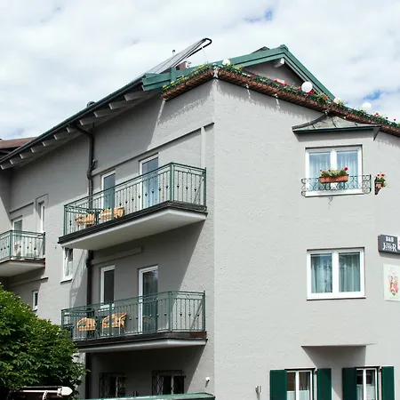 Junior By Max 70 Guest house Salzburg